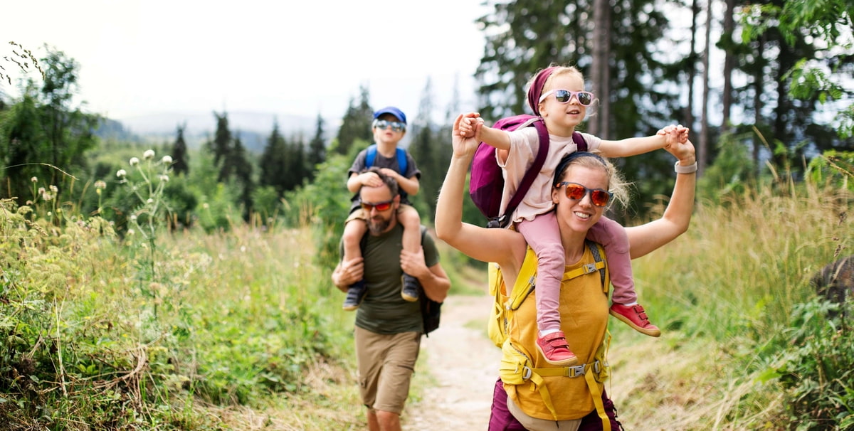 Familienurlaub an der Donausclhlinge: wandern, radfahren, aktiv sein. Wanderurlaub mit der Familie an der Donau.